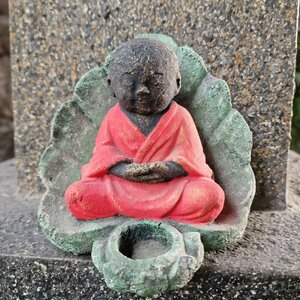 Zandstenen Boedha &quot;lotus&quot; 12 cm Red