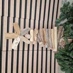 Kerstboom, drijfhouten stokjes